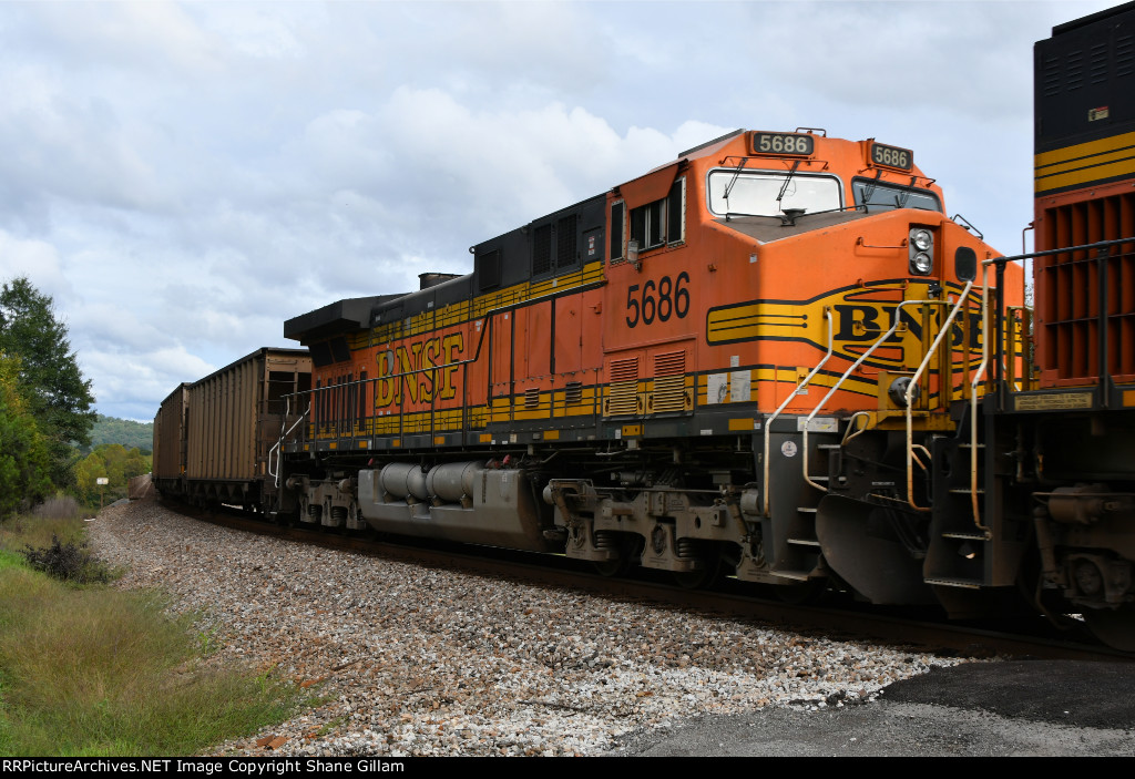 BNSF 5686 Roster 